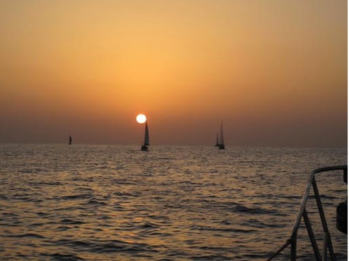 At night we travelled with only a weak stern light ©  SW